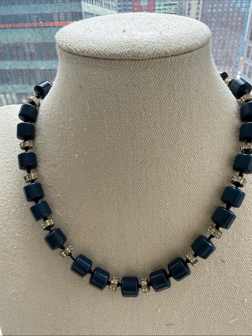 Liz Claiborne Vintage Necklace With Navy Barrel Cut Lucite Beads & Crystal.